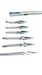 L'applicateur laparoscopique bouledogue Kara Mediclust est un instrument chirurgical utilisé dans les procédures minimalement invasives pour placer - Product Image 2