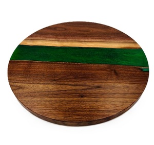 2025 planche à fromage en bois et résine de haute qualité avec personnaliser le travail d'art époxy à bas prix planche à découper et à découper de vente chaude - Product Image 5