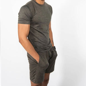 Ensemble de shorts pour hommes en 2 pièces respirant et thermique, style streetwear hip-hop, imprimé avec logo personnalisé, couleurs personnalisées - Product Image 2