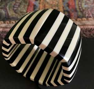 สร้อยข้อมือแฟชั่นเรซินทำมือสำหรับผู้หญิงงานตามสั่งหินมุกคุณภาพสูงสำหรับเป็นของขวัญส่งตรงจากอินเดีย - Product Image 4