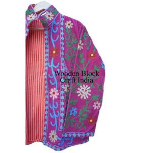 Chaqueta de Algodón Acolchada Tejida con Rayas Boho Suzani de Diseño Atractivo y Moderno, Manga Larga, Corta, Ecológica y Transpirable para Mujer - Product Image 4