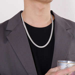 Collar de Cadena Plana Estilo Hip-Hop con Eslabones de Hueso de Serpiente, Plata de Ley 925, Chapado en Oro, con Detalles de Diamantes, para Hombre y Mujer - Product Image 4