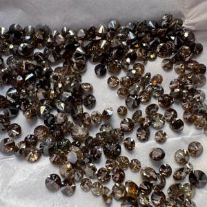 Listo para enviar Natural 2-2,5 MM Fancy Round Loose Faceted LB Diamond - Product Image 2