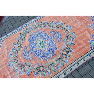 Tapis turc vintage en laine 4,4x8 pieds, motif patchwork à bordure rouge avec envers en latex, décoration intérieure écologique - Product Image 5