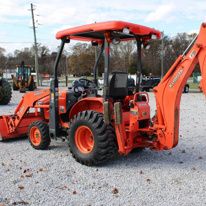 รถแทรคเตอร์ล้อพร้อม4WD สำหรับการเกษตร Kubota รถแทรกเตอร์ B26และรถตักดินแบคโฮ - Product Image 1