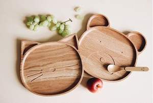 Plateau en bois de style moderne pour servir des apéritifs, des collations, du fromage, des fruits et des desserts à la maison ou au café - Product Image 5