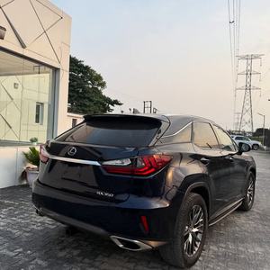 Découvrez notre modèle d'occasion Lexus RX 350 2018 en parfait état et sans accident, avec toutes les options et des offres de livraison gratuite. - Product Image 6