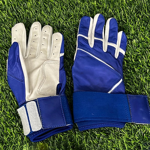 Gants de frappeur de baseball personnalisés de meilleure qualité en cuir léger et durable avec fermeture à crochet et boucle - Product Image 2