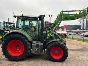 รถแทรกเตอร์ฟีนด์ท 516 วาริโอ ขับเคลื่อน 4 ล้อ ระบบ CVT กำลัง 140 แรงม้า เครื่องยนต์ดอยซ์ พร้อมเกียร์ ปั๊ม รับประกัน 2 ปี สำหรับใช้งานในฟาร์ม ผลิตในสหรัฐอเมริกา พร้อมใช้งาน - Product Image 4