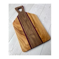 Planche à découper de luxe en bois naturel léger planche esthétique de cuisine en bois dur richement grainé