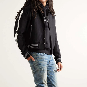 Chaqueta universitaria personalizada al por mayor, chaqueta universitaria de lana con diseño de logotipo personalizado de alta calidad para hombre con bordado de chenilla y huesos - Product Image 2