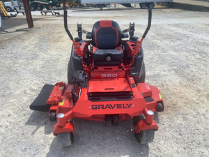 Nueva Cortadora de Césped Gravely Speedy Zero Turn 360 de 52 Pulgadas y 23 HP con Motor V-Twin para Jardín y Uso Comercial - Product Image 1