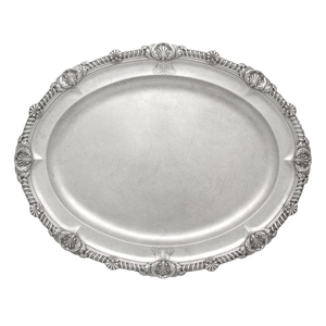 Bandeja de Servir Ovalada Plateada de Estilo Antiguo con Borde Ornamentado de Conchas y Cuentas, Plato Grande de Metal para Carne, Decoración para el Hogar y la Mesa - Product Image 1