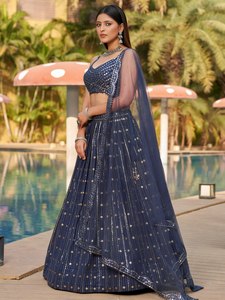 Conjunto de Lehenga Gris Medianoche con Trabajo de Espejo, Blusa de Georgette, Dupatta de Malla, Poliéster, para Vestir en Fiestas Nocturnas, Estilo Bollywood - Product Image 2
