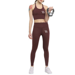 Ensemble de yoga sans couture de haute qualité pour femmes ensemble de yoga en polyester spandex de meilleure qualité pour femmes - Product Image 1