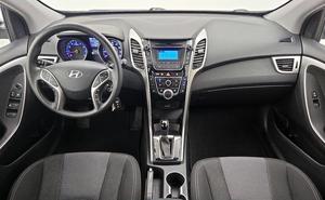 ใช้แล้ว lhd/rhd 2014 Hyundai Elantra GT SE FWD - Product Image 4