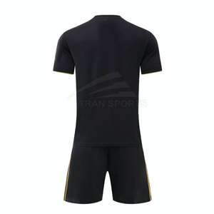 Ensembles de maillots de football personnalisés de haute qualité Nouvelle équipe de conception Fabrication d'uniformes de football par sublimation - Product Image 2