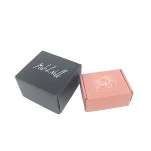 Boîtes d'emballage cadeau en papier cosmétique bouteille magnétique de luxe avec logo personnalisé emballage cosmétique sur mesure - Product Image 4