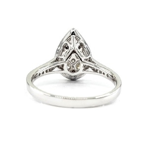Chine Usine Design Élégant Haute Qualité 14k Or Blanc Massif Véritable Diamant Poire Forme Détaillée Cluster Bague de Fiançailles Pour Fille - Product Image 3