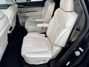 รถยนต์มือสองปี 2020 รุ่น PALISADE LIMITED AWD สีดำ SUV เกียร์ 8 สปีด ระบบขับเคลื่อน 291 แรงม้า เครื่องยนต์ 3.8L V6 เกียร์อัตโนมัติ พร้อมจัดส่ง - Product Image 3