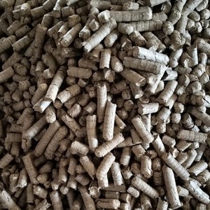 Granulés de bois de pin à vendre à prix avantageux, diamètre de 6 mm, densité de 600 à 800 kg/m, longueur de 10 à 40 mm, humidité de 4 %, origine Belgique - Product Image 5