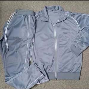 Chándal de poliéster personalizado OEM 100% de alta calidad para Calle/exterior - Product Image 3