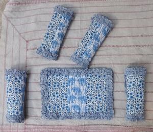 Haute qualité main bloc imprimé tissu matelassé thé caboteur ensemble avec passepoil tapis maison et Restaurant Table accessoires tapis - Product Image 1