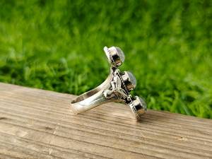 Anillo de Plata de Ley 925 Hecho a Mano con Piedra Lunar de Corte Ovalado y Engaste de Bisel, Estilo Bohemio para Bodas y Fiestas - Product Image 2