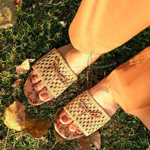 Servicio OEM, Último Modelo de Suela Antideslizante para Fabricación Personalizada en Grandes Cantidades, Suela de Cuero Genuino, Forro de Terciopelo - Product Image 5