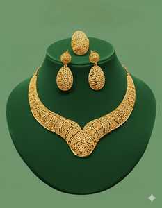 Ensemble de collier en cuivre plaqué or 1K élégant Bijoux pour femmes Qualité supérieure Design élégant Pour les tenues traditionnelles - Product Image 1