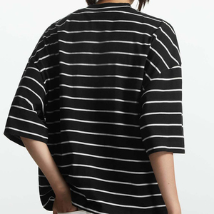 Wholesale Rate Custom Stripes Design Drop Shoulder Loose Fitted Women's Oversize T-Shirts Outdoor Fashion Clothing T-Shirts - Product Image 3