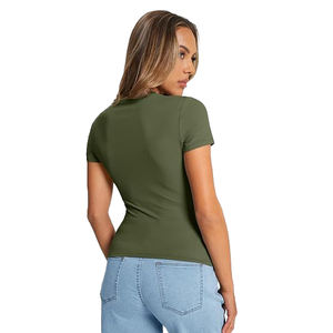 เสื้อยืดผู้หญิง เนื้อผ้านุ่ม ระบายอากาศได้ดี กระชับรูปร่าง ยืดหยุ่น สัมผัสนุ่ม เบาสบาย ใส่สบายทุกวัน - Product Image 2