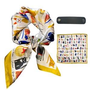 Foulard ethnique en soie pure fabriqué à la main double face, forme fluide, motif floral, respectueux de la peau, multifonctionnel pour les cadeaux OEM - Product Image 6