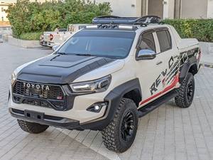 TOYOTA HILUX USATA 2017 RINNOVATA 2024 GR V4 2.7L DOPPIA CABINA 4 PORTE Benzina V6 TRASMISSIONE AUTOMATICA - Product Image 6