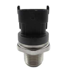 Sensor de Presión de Combustible Common Rail Nuevo, Regulador Común OEM 05A906051 para Audi A6 A7 A8 Q5 Q7, VW <span class=keywords><strong>TOUAREG</strong></span> (7P5, 7P6) - Product Image 1