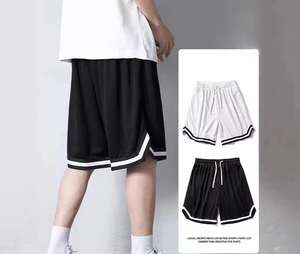 กางเกงขาสั้นเล่นกีฬาสำหรับผู้ชายกางเกงว่ายน้ำทำจากโพลีเอสเตอร์100% กางเกงชายหาดขาสั้นตาข่ายแบบทึบสำหรับวิ่งและว่ายน้ำโลโก้ออกแบบได้ตามต้องการฤดูร้อน - Product Image 3