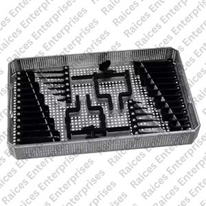 Juego de retractor de microdiscectomía de columna lumbar Instrumentos quirúrgicos de acero inoxidable con revestimiento negro con caja de esterilización - Product Image 1