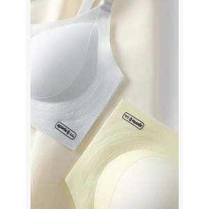 Soutien-gorge de sport actif Texlina pour femmes, série AeroLift ComfortFit, 12 pièces/paquet, sans couture, respirant, panneau en maille, maintien élevé - Product Image 2