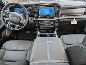 Prix Abordable 2026 Ford Super Duty F-250 SRW Platinum 4x4 Double Cabine, Moteurs Diesel 6.7L Power Stroke - Product Image 6