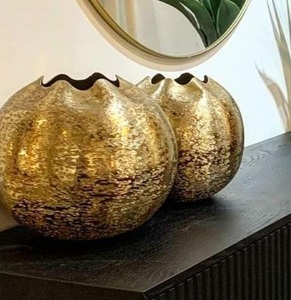Florero de Aluminio Cromado en Oro con Corte de Diamante Geométrico, Decoración Minimalista para el Hogar, Decoración de Bodas, Tamaño Personalizado - Product Image 5