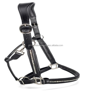 Halter de cheval en cuir de conception anatomique rembourré doux fait à la main robuste avec des cristaux bling chaîne licou de course de chevaux toutes les tailles - Product Image 3