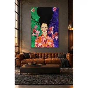 Fida Femme avec des fleurs roses sur fond vert et violet, impression sur toile - Product Image 5