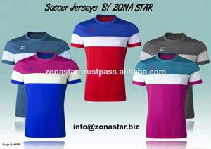 Camiseta de fútbol de manga corta con cuello redondo de poliéster de verano de alta calidad, logotipos privados personalizados, uniforme de fútbol al por mayor - Product Image 5