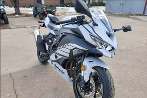 ¡LISTO PARA CONDUCIR! OFERTAS 2026 - Motocicleta Deportiva Kawasaki ZX400 ZX4-RR Ninja ZX4RR en Venta - Product Image 3