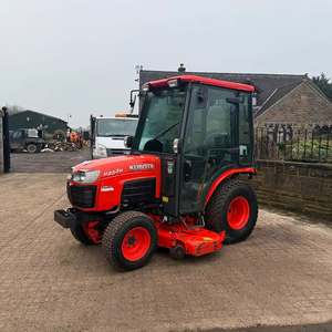Tracteur compact d'occasion KUBOTA B2530 25HP 4WD avec plateau basé, multifonction, 4 roues motrices, tracteur agricole compact d'occasion, état d'occasion, 2 roues motrices - Product Image 1