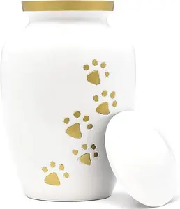 Urne pour chiens et chats avec un beau sac en velours perlé de 8 pouces - Product Image 1