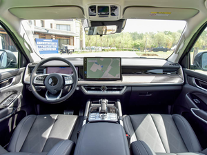 รถกระบะไฮบริดแบบเสียบปลั๊ก ปี 2025 ขนาด 1500*1520*500 มม. กล่องบรรทุก 5 ที่นั่ง และเกียร์ 9 สปีด - Product Image 3