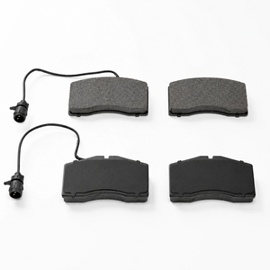 ชุดผ้าเบรกคุณภาพสูงระดับพรีเมียม 4D0698151L สำหรับ Audi A8 ผู้จัดจำหน่ายมืออาชีพ ขายส่ง อะไหล่รถยนต์ที่เชื่อถือได้ - Product Image 1