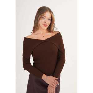 Suéter de Punto con Cuello Bajo para Mujer, Color Café, Venta al Por Mayor, Accesorio de Moda - Product Image 2