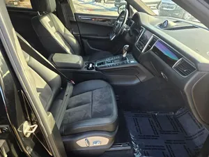 รถปอร์เช่ มาคัน รุ่นฐาน ปี 2018 มือสอง พวงมาลัยซ้าย/ขวา - Product Image 4